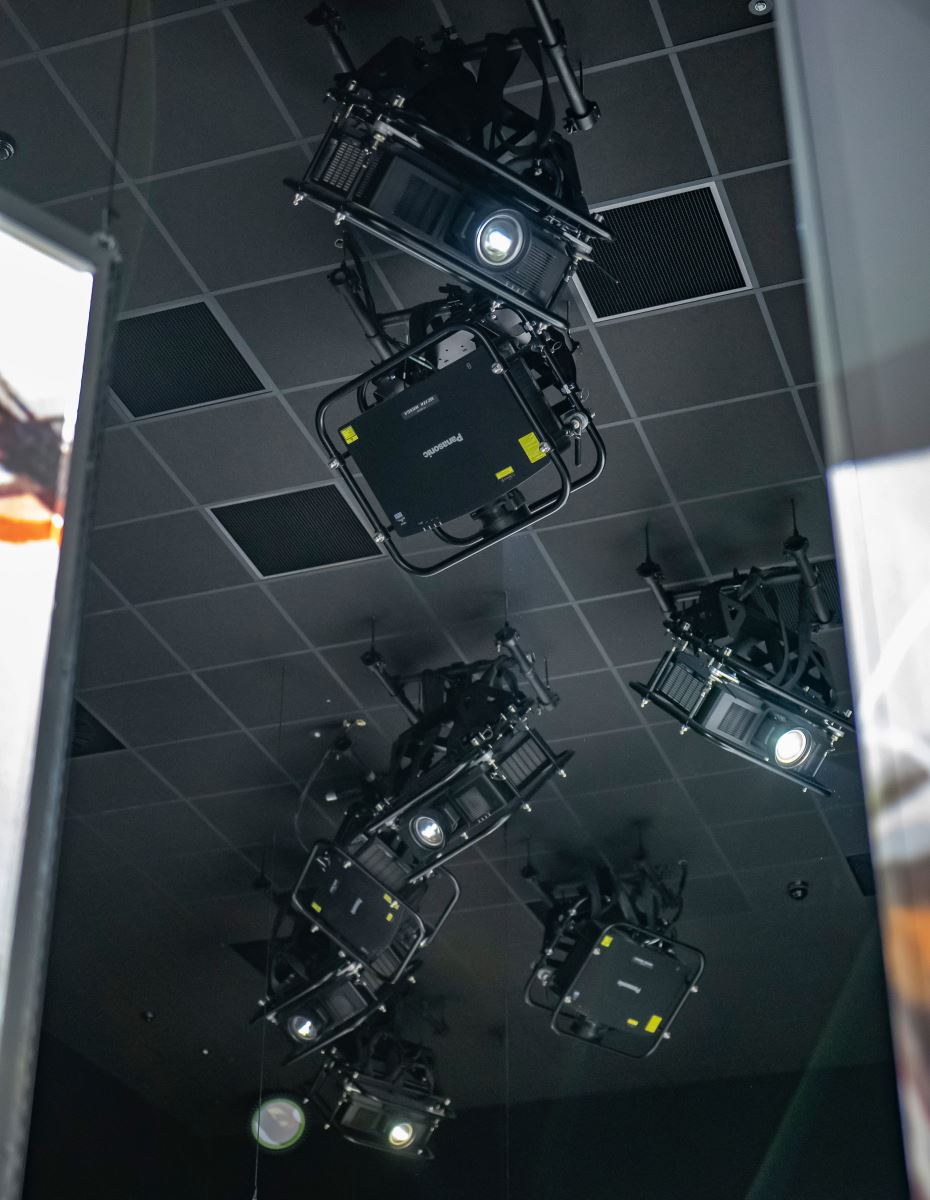 Panasonic Frameless Projectors